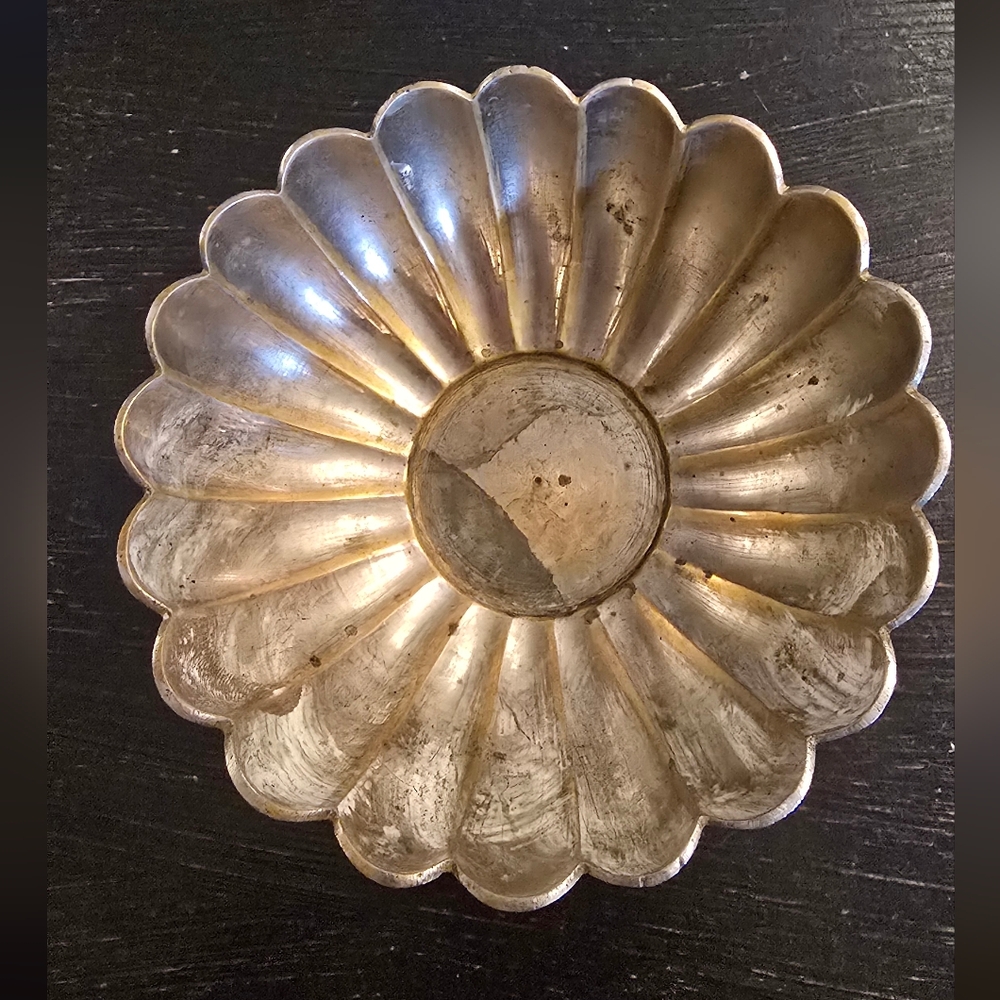 Vintage India Silver Plate Floral Decorative Bowl - Picture 4 of 6